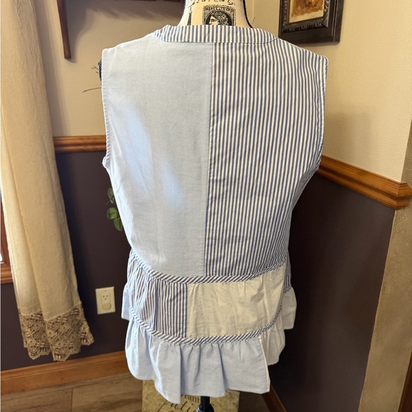 Vineyard Vines Size 8 Sleeveless Skiff Striped Mix Tiered Top - Picture 7 of 8